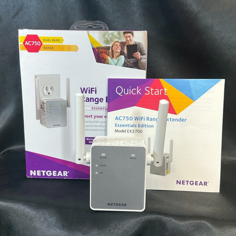 NETGEAR EX3700 AC750 Dual Band WiFi Range Extender White EX3700-100NAS